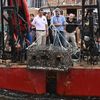 Thousands Of Oysters Released Into New York Harbor For Restoration Effort